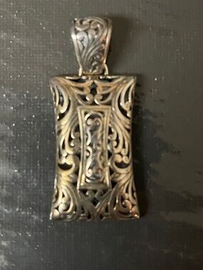 Intricate Filigree Rectangular Silver Pendant - Black Silver Tone